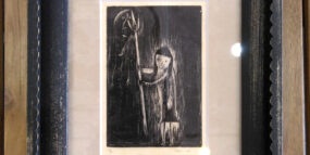 小さな女の子の版画　額装1