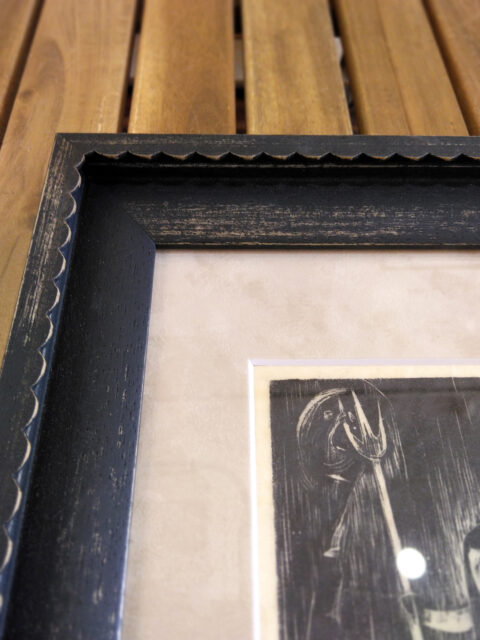 小さな女の子の版画 額装2